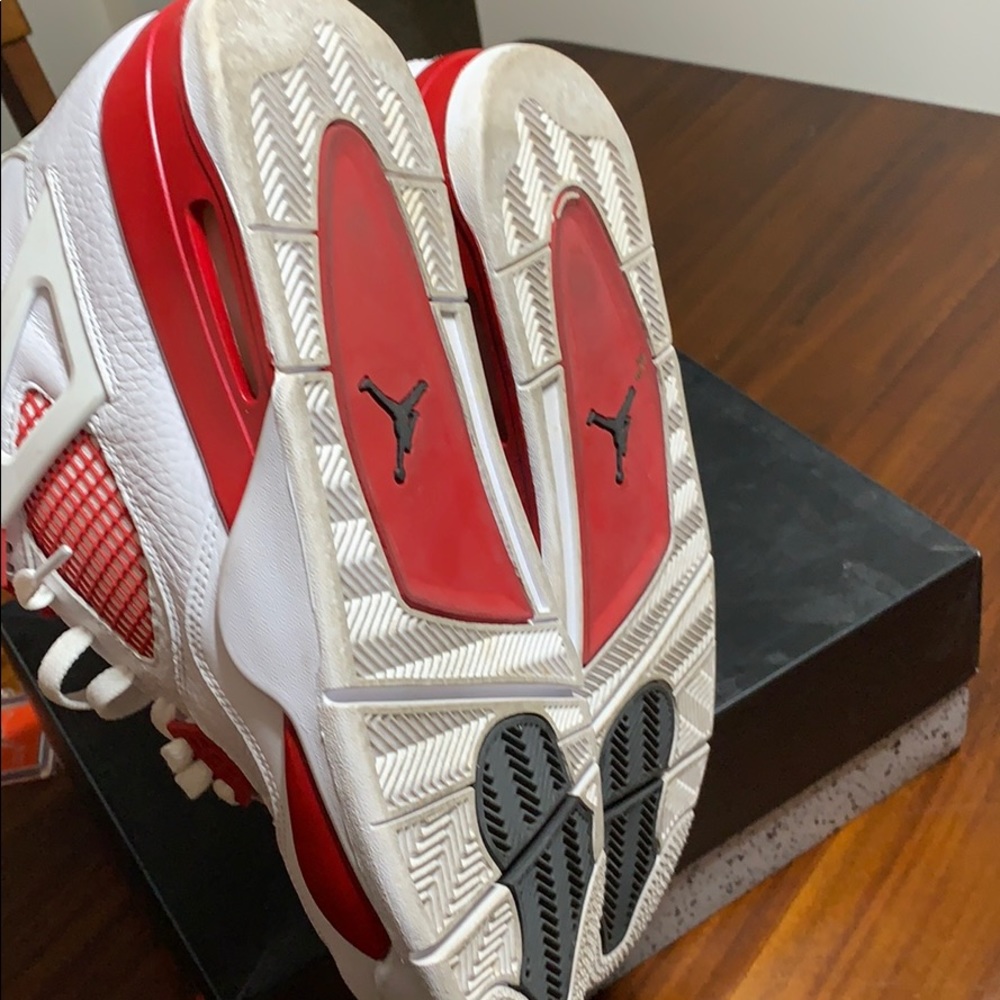 Jordan Retro 4. Alternate 89. Size 14 - Picture 4 of 7